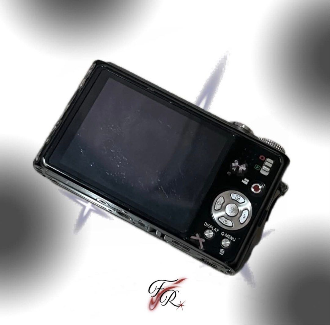 PANASONIC LUMIX DMC-ZS3 (Category: Cameras) located in Manila. Submitted by digifindsbyrnzfml (Listing ID 1452087644, Image 2). Description: ⋆. 𐙚˚࿔ 𝐩𝐚𝐧𝐚𝐬𝐨𝐧𝐢𝐜 𝐥𝐮𝐦𝐢𝐱 𝐝𝐦𝐜-𝐳𝐬𝟑 𝜗𝜚˚⋆ ⋆˙⟡ ⤷ specs: ✿ 10.1 megapixels ✿ 12x optical zoom ✿ optical stabilization & build-in flash ✿ 3.0 inch LCD display ✿ 720p HD video ✿ face detection, auto scene select ✿ dreamy classic warm and nostalgic outputs ₊˚⊹ ᨳଓ ⤷ 𝗼𝘂𝘁𝗽𝘂𝘁𝘀 𝗶𝘀 𝟭𝟬𝟬𝟬/𝟭