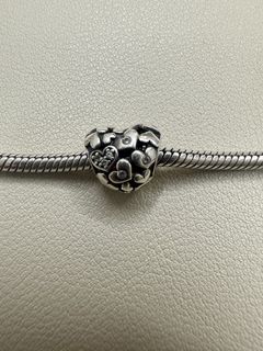 (Category: ) located in . Submitted by preloved.to.be.yours (Listing ID 1451920740, Image 1). Description: .