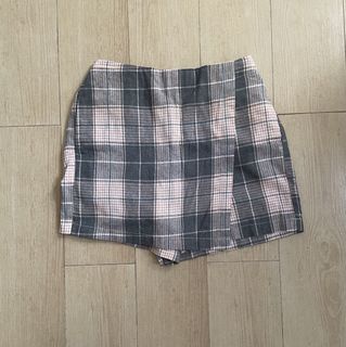 (Category: ) located in . Submitted by fabcollections (Listing ID 1451903866, Image 1). Description: .