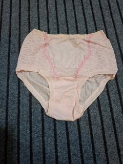 (Category: ) located in . Submitted by dani27122023 (Listing ID 1452100490, Image 1). Description: .