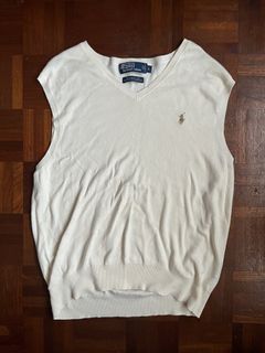 (Category: ) located in . Submitted by luckygirlcloset (Listing ID 1451960934, Image 1). Description: .