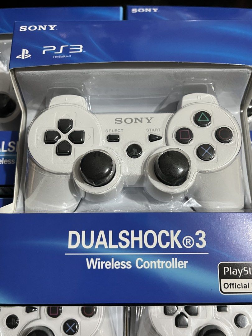Ps3 DualShock controller (Category: Controllers) located in Quezon City. Submitted by juhaire (Listing ID 1452030938, Image 3). Description: Ps3 DualShock controller wireless 350 Brand new Available color White Black Red Nevy blue Charger cabale 150 Loc avida tower bonni Serrano Pwidi nyo rin pickup dito sa avida.