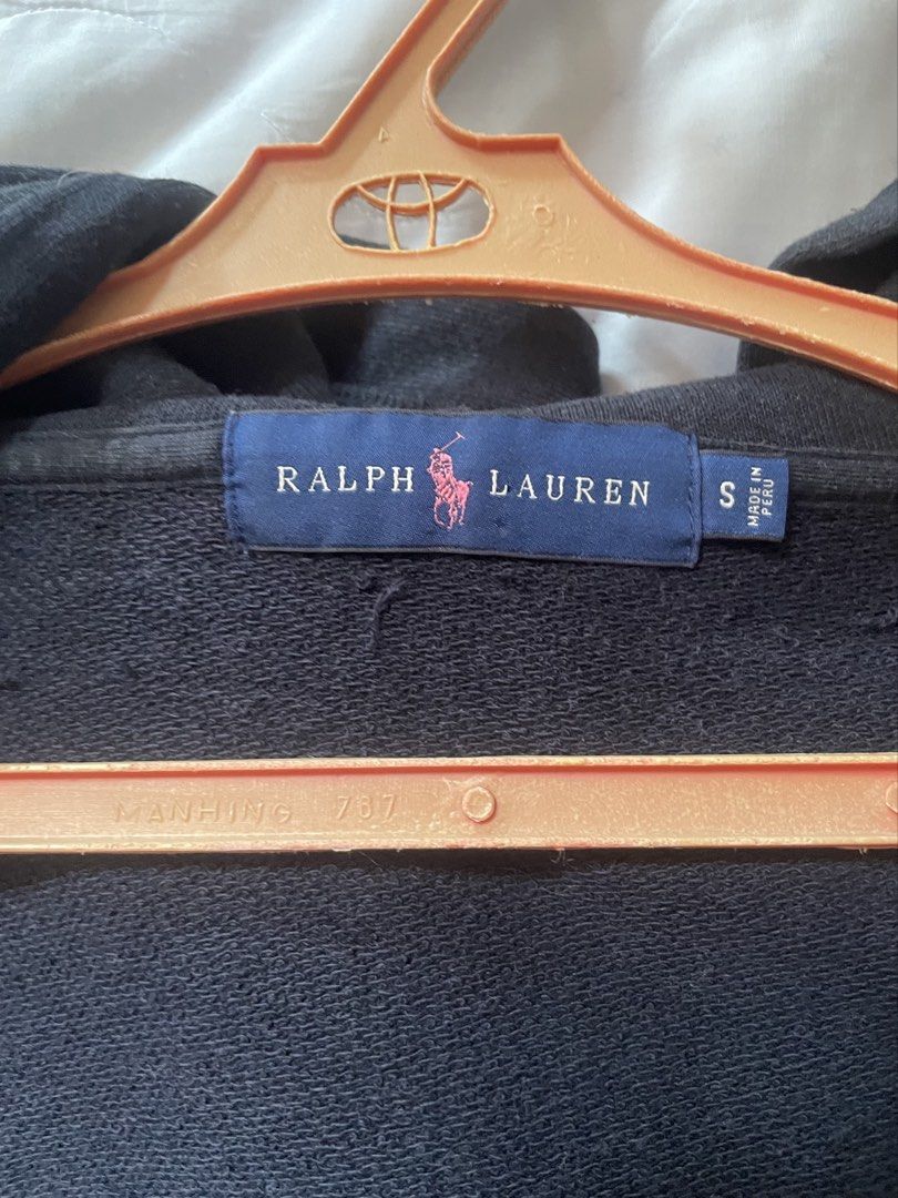 Ralph Lauren zip up hoodie jacket (Category: Coats, Jackets and Outerwear) located in Pasig City. Submitted by eli.jah10 (Listing ID 1451952212, Image 3). Description: Preloved jacket Authentic Ralph Lauren Size: small.