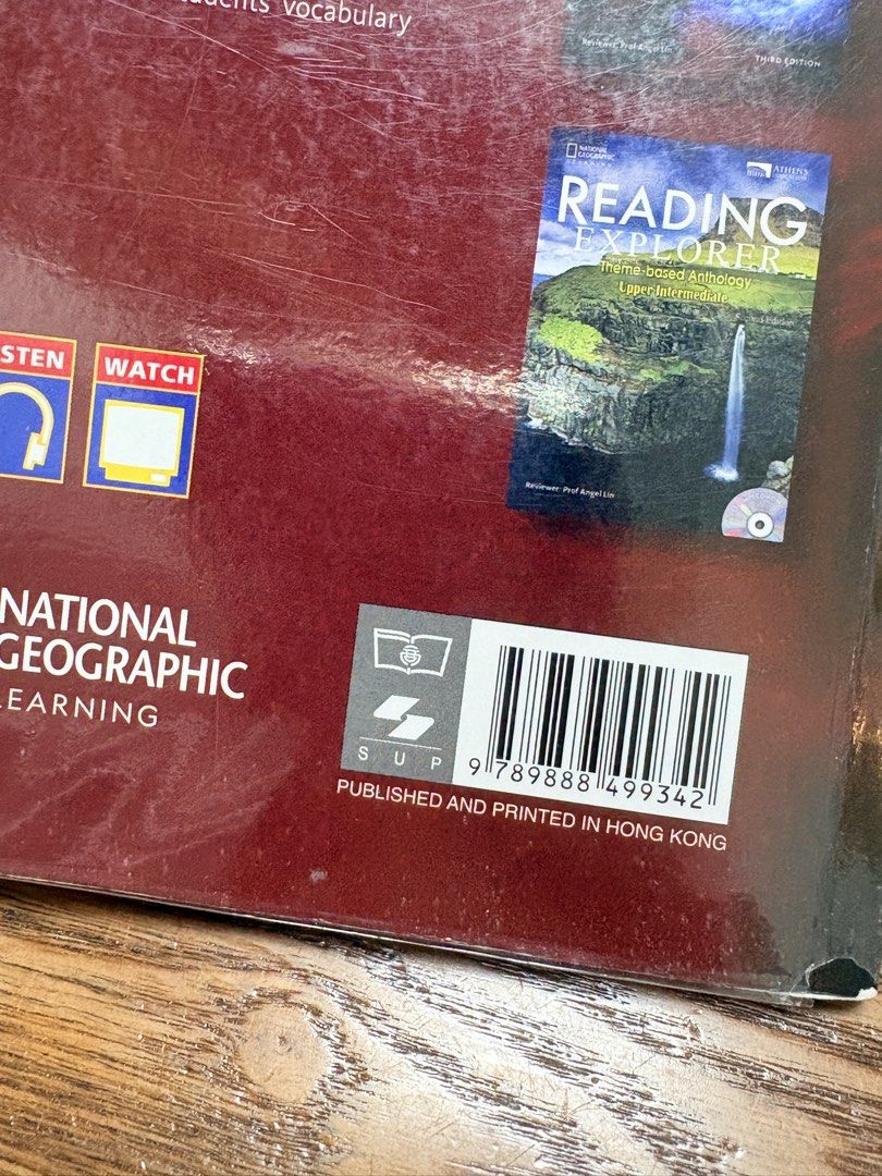 Reading Explorer Theme based Anthology Intermediate （分類：教科書）位於 Hong Kong。 由 aasonson 提交（商品編號 1451926718，圖片 2）。簡介： 有幾頁筆跡，新舊如圖 國家地理學習出版嘅Reading Explorer Theme-based Anthology Intermediate，第三版。適合中級程度嘅學生。書本有啲筆記同填空，唔影響閱讀。適合想操練閱讀理解嘅朋友。。