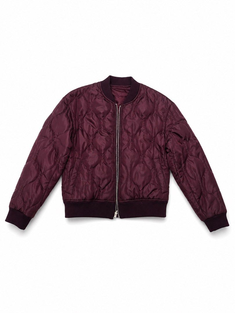Reversible Puffer Jacket /Velvet Embroidered Bomber Jacket (Category: Coats, Jackets and Outerwear) located in Manila. Submitted by ceeej04 (Listing ID 1452002706, Image 1). Description: * Stylish reversible design – two unique looks in one jacket * One side features a luxurious velvet finish with elegant floral embroidery on the sleeves * Reverse side has a quilted puffer design for a classic, everyday look * Soft, lightweight, and warm for cool