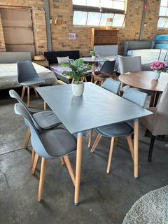 (Category: ) located in . Submitted by priceworthfurniture (Listing ID 1452105483, Image 1). Description: .