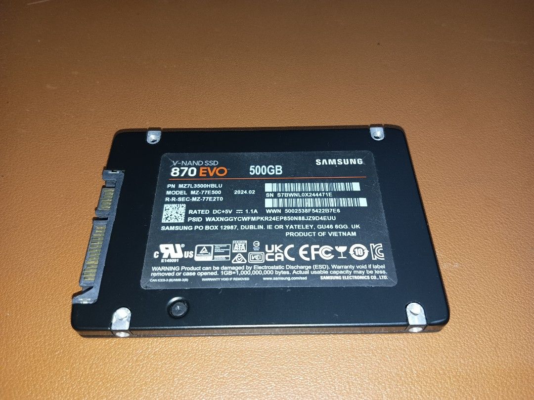 MURANG AUTHENTIC SAMSUNG 870 EVO SSD 500GB (Category: Computer Parts) located in Aroroy. Submitted by alabyuuuu (Listing ID 1452074096, Image 2). Description: 🔥 Samsung 870 EVO SSD (500GB) – Fast, Reliable, and Built to Last! 🔥 Upgrade your storage with the trusted performance of the Samsung 870 EVO SSD! Enjoy faster boot times, quick file transfers, and smoother overall performance. 💻 Key Features: ✅ SATA III SSD – Up to 560MB/s read & 530MB/