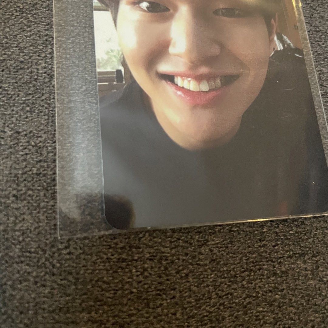 SHINee Onew 1 and 1 Photocard (Category: K-Wave Merchandise) located in Binan City. Submitted by thriftwavesph (Listing ID 1452008909, Image 3). Description: signs of wear due to storage.