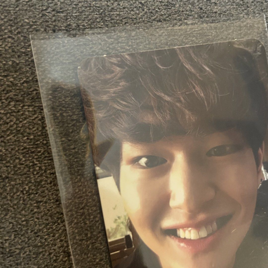SHINee Onew 1 and 1 Photocard (Category: K-Wave Merchandise) located in Binan City. Submitted by thriftwavesph (Listing ID 1452008909, Image 2). Description: signs of wear due to storage.