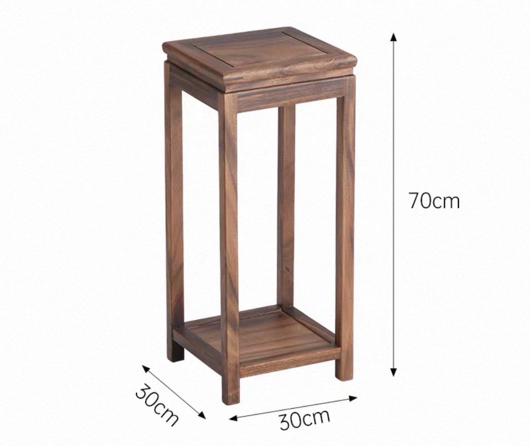 Side table (Category: Other Home Furniture) located in Singapore. Submitted by buyonlywhatyouneed (Listing ID 1451958176, Image 1). Description: Self collect from home address.