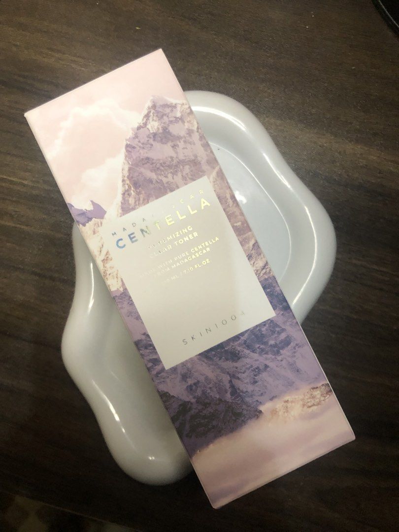 Skin1004 Poremizing Toner 210ml (Category: Face Care) located in Manila. Submitted by dedios_cristine (Listing ID 1452087060, Image 1). Description: .