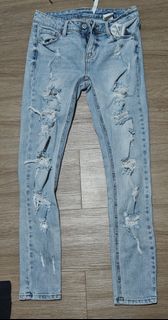 (Category: ) located in . Submitted by j-wai (Listing ID 1451945346, Image 1). Description: .