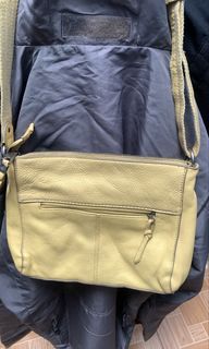 (Kategori: ) berada di . Dikirim oleh bae_preloved (ID iklan 1451923102, Gambar 1). Deskripsi: .