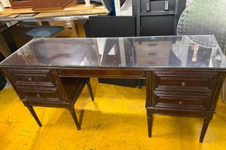 (Category: ) located in . Submitted by furnituregoods81887394 (Listing ID 1451920370, Image 1). Description: .
