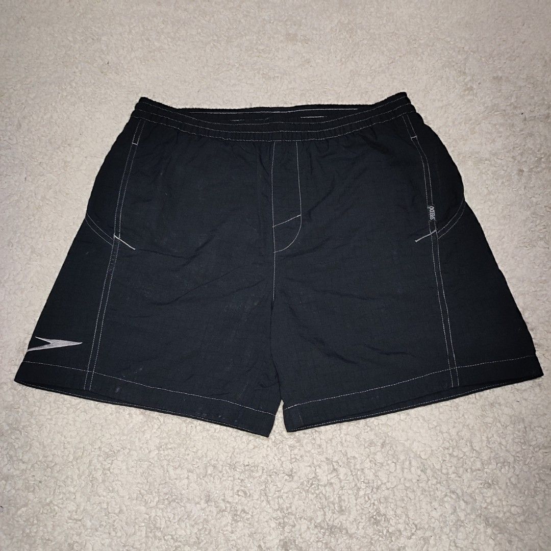 Speedo Black Swim Shorts (Category: Bikinis & Swimsuits) located in Manila. Submitted by anthonig (Listing ID 1452011434, Image 2). Description: Length: 15 inches Width: 29 inches Hem: 10.5 inches Price: 300 pesos Condition: 9.6/10 Issues: can't explain the issue but I'll show a video about it. (issue is not ripped part or loose thread) PM if interested or for inquiries Meetups within MANILA only Can do shipping at buyers expense .
