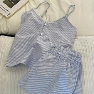 (Category: ) located in . Submitted by shopaholixc (Listing ID 1451981649, Image 1). Description: .