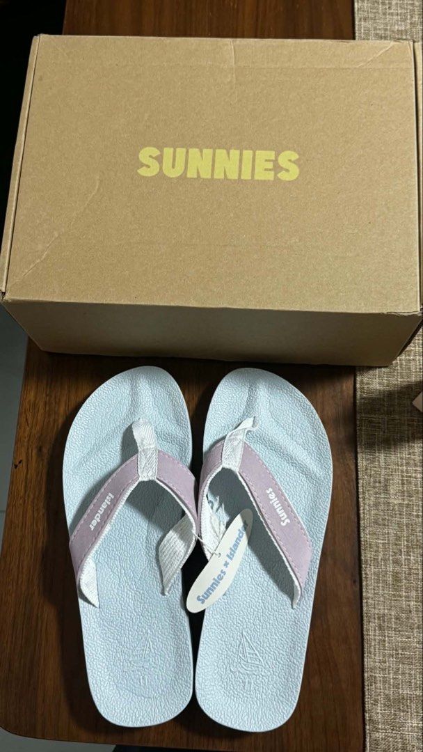 Sunnies x Islander Flip-flops - Light Blue/Pink (Category: Slippers and slides) located in Taguig. Submitted by janina8712 (Listing ID 1451955689, Image 1). Description: - Sunnies x Islander collaboration flip-flops - Size: 11 Mens (see last photo for reference) - Color: Light blue base with pink straps - Features Islander branding on straps - Includes original box - Ideal for beach days and casual outings ‼️Payment first, before delivery ✨All sa