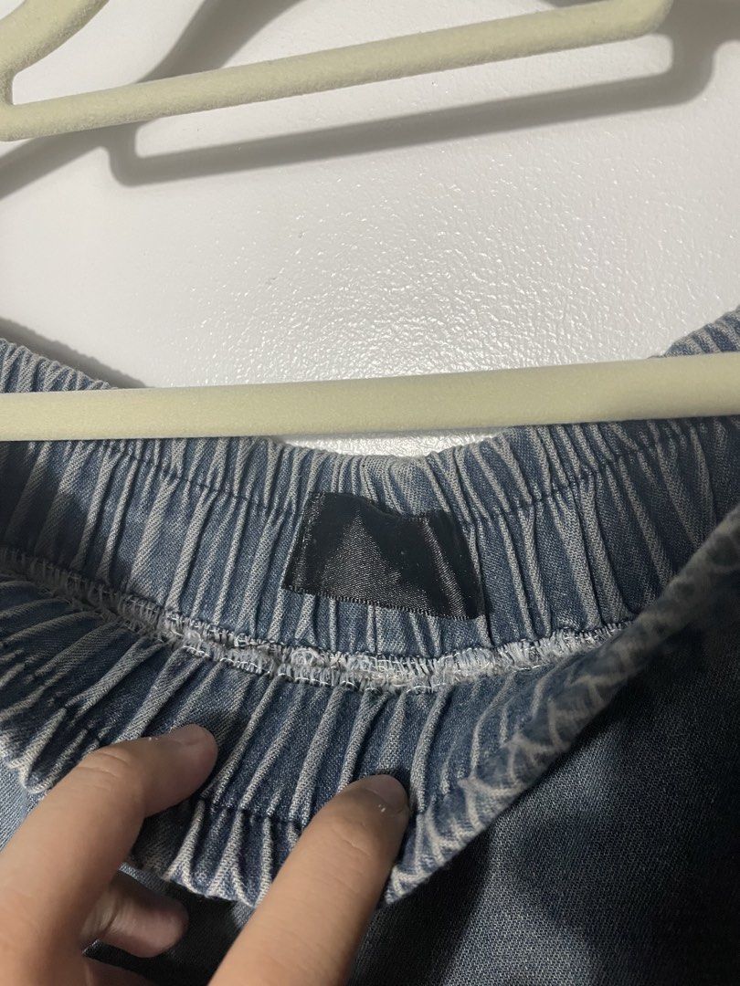 Superbaggy Godzilla Crazy ahh pants Big pockets (Category: Jeans) located in Rizal. Submitted by akoheats (Listing ID 1452050285, Image 3). Description: Fair Condition ✨ Free Size” pit to pit 36” length 📌 Accepts layaway (up to 15 days) ❗️Check item carefully before purchasing ❗️No returns or exchanges after purchase.