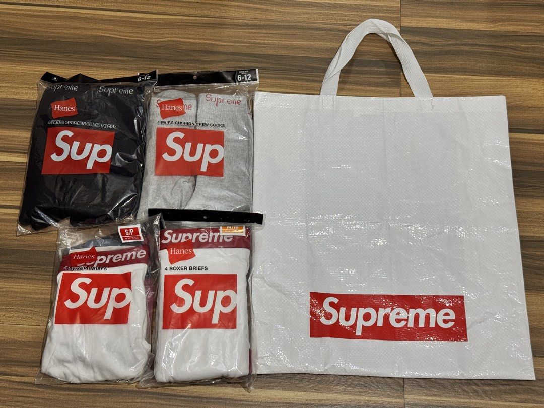 Supreme Boxer and Socks (Category: Underwear) located in General Trias. Submitted by syracus2020 (Listing ID 1452039833, Image 1). Description: Brand new Supreme shopping bag - 500 Supreme black socks (6 pairs left)- 750/pair Supreme gray socks (4 pairs left)- 750/pair Supreme white boxer small (1 pc left)- 1,200 each Supreme white boxer medium (6 pcs left)- 1,200 each Location: Cavite, Pasig (every Friday) 💯 authentic.