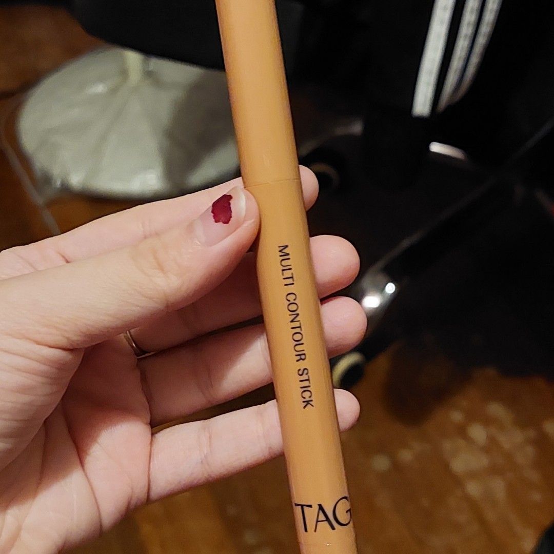TAG Multi Contour Stick Makeup with sharpener (#03 Nude Rosy) (Category: Makeup) located in Quezon City. Submitted by goroakechilover (Listing ID 1452069384, Image 3). Description: Selling my TAG multi contour stick (#03 nude rosy shade). INFO: — made from Korea — expires on 2027.02.05 — has a sharpener included — did NOT use this. only sharpened it and swatched it (not my preferred shade and not my type of contour stick) — PHP 200-290+ on Sh0pee