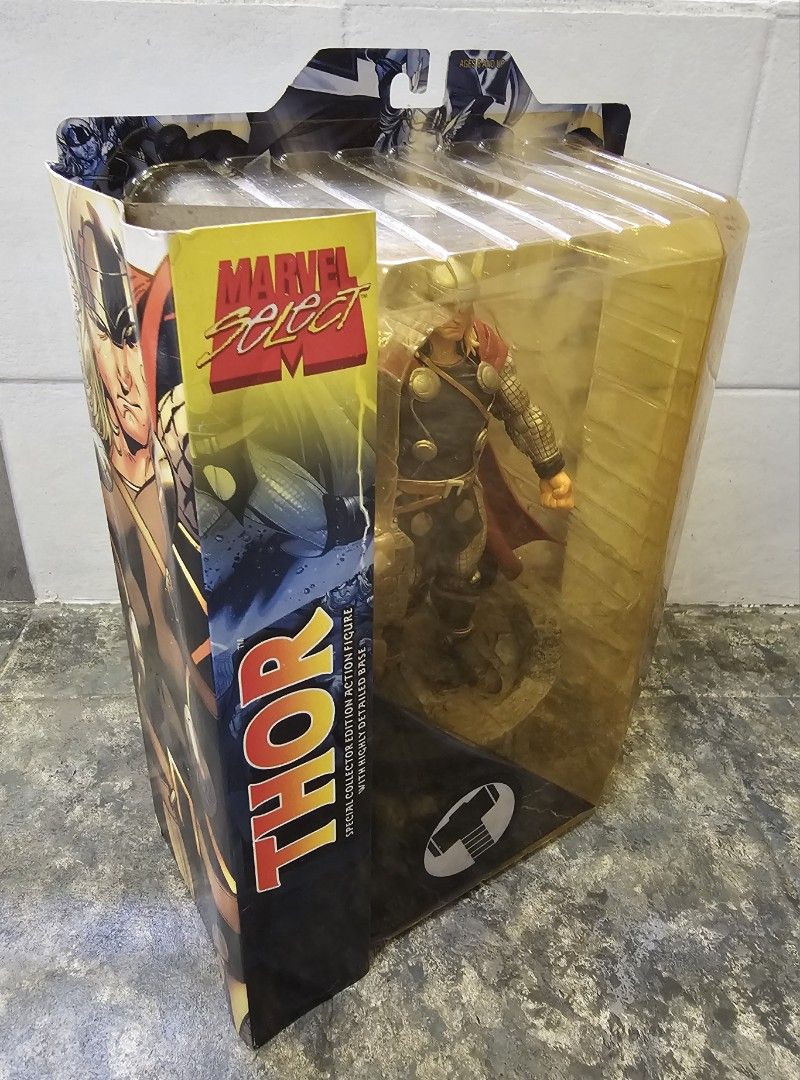 THOR - 2006 Marvel Select Series (Category: Figurines & Statues) located in Quezon City. Submitted by charliebrown_olx (Listing ID 1452102727, Image 2). Description: AVENGERS, LOKI, IRON MAN, CAPTAIN AMERICA • New, Factory Sealed • Near-Mint Yellowish Blister Card, WYSIWYG • Sorry Last Price Already ▪︎ Pickup only at Obudan St Brgy Manresa QC (D.Tuazon St/Banawe St) ▪︎ Shipping thru J&T only ▪︎ GCash Payment TFL!.