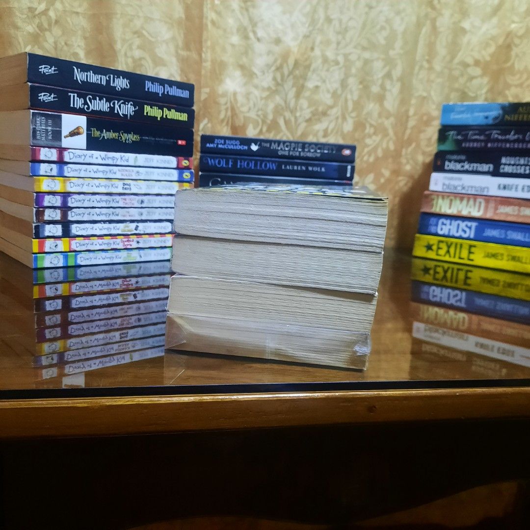 Tony Parson Books Bundle (Category: Storybooks) located in Baguio. Submitted by el_sakands (Listing ID 1451900496, Image 2). Description: Please be informed na preloved po yung mga books, so they might have creases, tanning/spotted edges, and some have spine breaks. 📍Baguio City MOP: Gcash, Maya, GoTyme, Maribank.