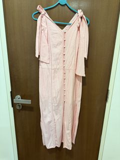 (Category: ) located in . Submitted by letsthrift123 (Listing ID 1452015813, Image 1). Description: .