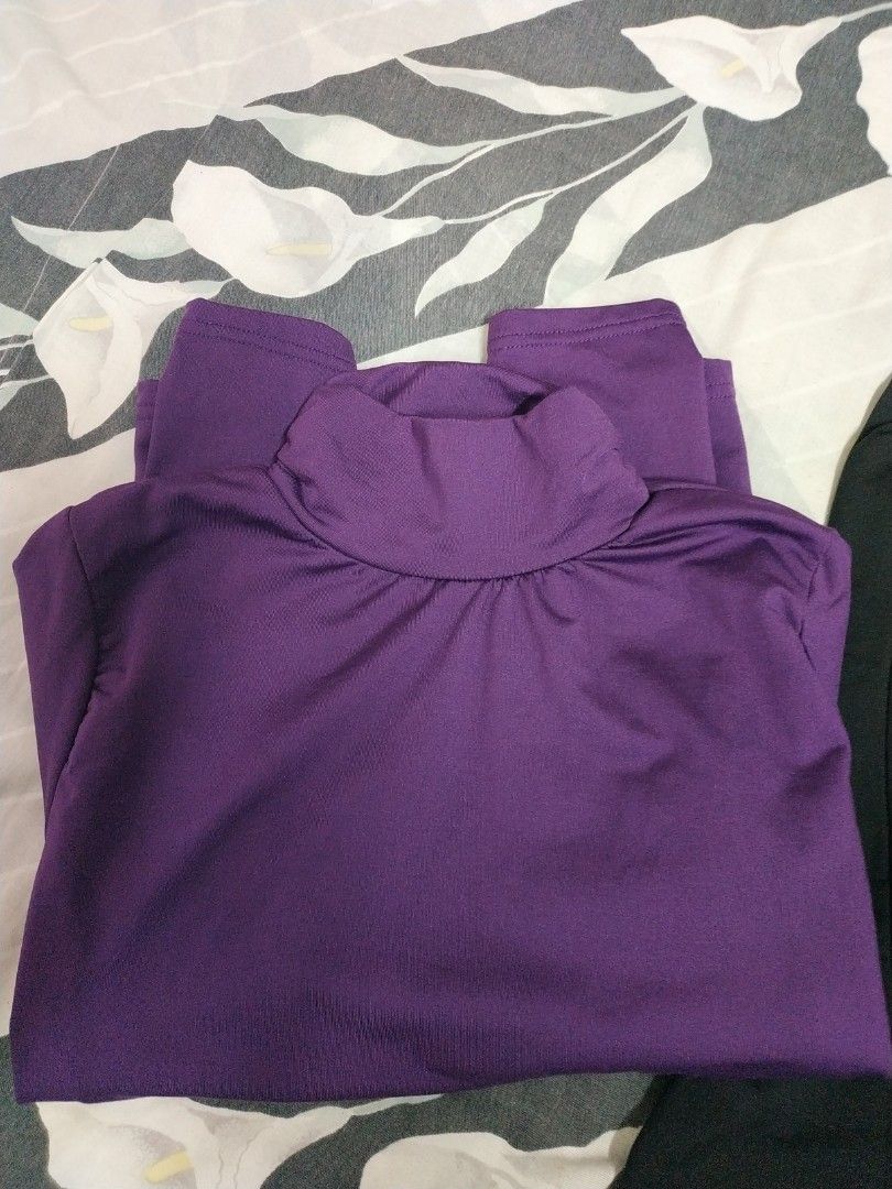 Turtle neck (Category: Sets or Coordinates) located in Singapore. Submitted by whitetip88 (Listing ID 1452078376, Image 1). Description: .