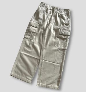 (Category: ) located in . Submitted by ssupgarments (Listing ID 1452085084, Image 1). Description: .