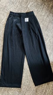 (Category: ) located in . Submitted by thriftbyaffizahelmi (Listing ID 1451931672, Image 1). Description: .