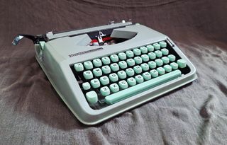 (Category: ) located in . Submitted by typewriter.outlet (Listing ID 1451939019, Image 1). Description: .