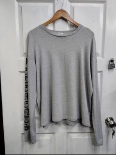 (Category: ) located in . Submitted by assortmentcloth_ (Listing ID 1452088395, Image 1). Description: .