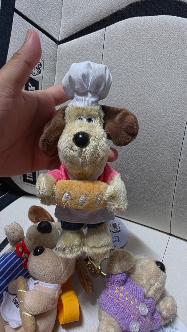 Wallace & Gromit Plush Dog Keychains Set (Category: Plushies & Soft Toys) located in Cavite. Submitted by bleeeeeeep (Listing ID 1451986063, Image 3). Description: - Set of Wallace & Gromit plush (Gromut) keychains. - Some keychains still have their original tags attached - Offered as a bundle deal for the entire set. .