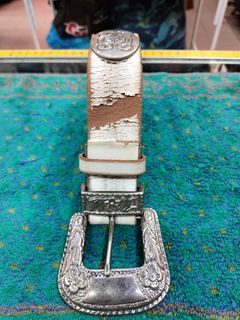(Category: ) located in . Submitted by homeshopkb (Listing ID 1452063502, Image 1). Description: .