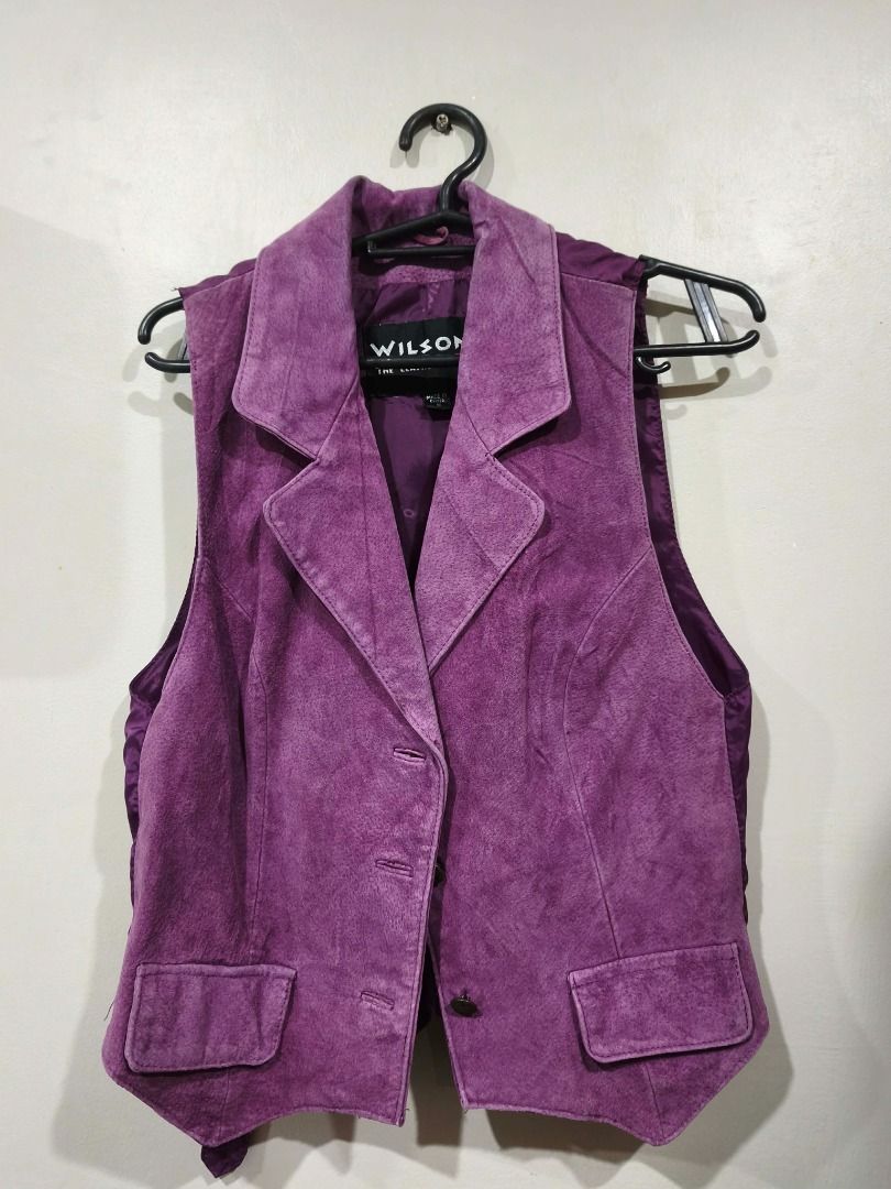 Wilsons The Leather Experts Purple Suede Vest (Category: Activewear) located in Rodriguez. Submitted by jaikeuhoon (Listing ID 1451998939, Image 1). Description: ₱149 - Size small - This is preloved/secondhand, manage your expectation - Color may vary due to lighting - Price is final Location: Rodriguez, Rizal MOP: GCash | MOD: J&T / Lalamove.