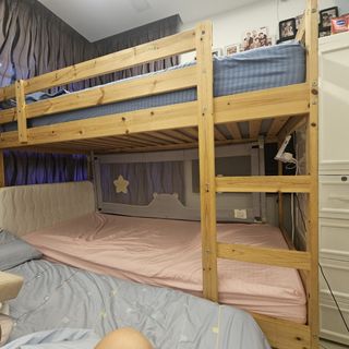 (Category: ) located in . Submitted by eveeveeve27 (Listing ID 1451938319, Image 1). Description: .