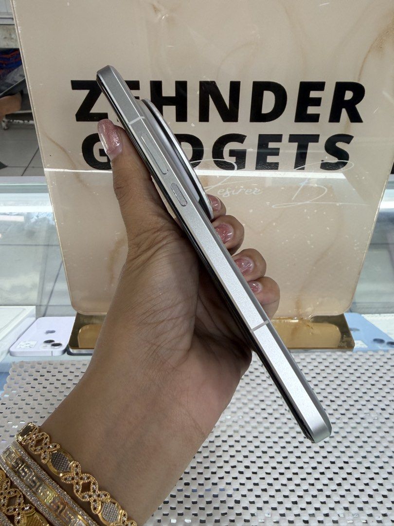 XIAOMI 15 ULTRA 16/512GB OPENLINE (GLOBAL VERSION) (Category: Xiaomi) located in San Juan City. Submitted by desireebayal96 (Listing ID 1451950240, Image 3). Description: XIAOMI 15 ULTRA * 16/512GB * DUAL SIM * OPENLINE BOTH PHYSICAL SIM * GLOBAL VERSION * 5410mAh * 200MP * 97% BATTERY HEALTH * 99% SMOOTH * NO DENTS * NO ISSUE * NO HISTORY OF REPAIR * UNIT ONLY OPEN FOR COD SAME DAY DELIVERY PLUS SHIPPING FEE MESSAGE ME DIRECTLY FOR MORE INFO Sto