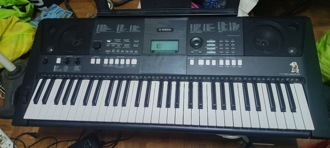 Yamaha Keyboard PSR-E Series (Category: Musical Instruments) located in Cainta. Submitted by jakesalva85030 (Listing ID 1452055000, Image 2). Description: Yamaha PSR E423 in good condition sa bahay lang ginamit pinangpraktis lang.