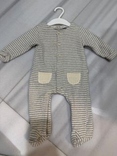 (Category: ) located in . Submitted by areum0912 (Listing ID 1452197416, Image 1). Description: .