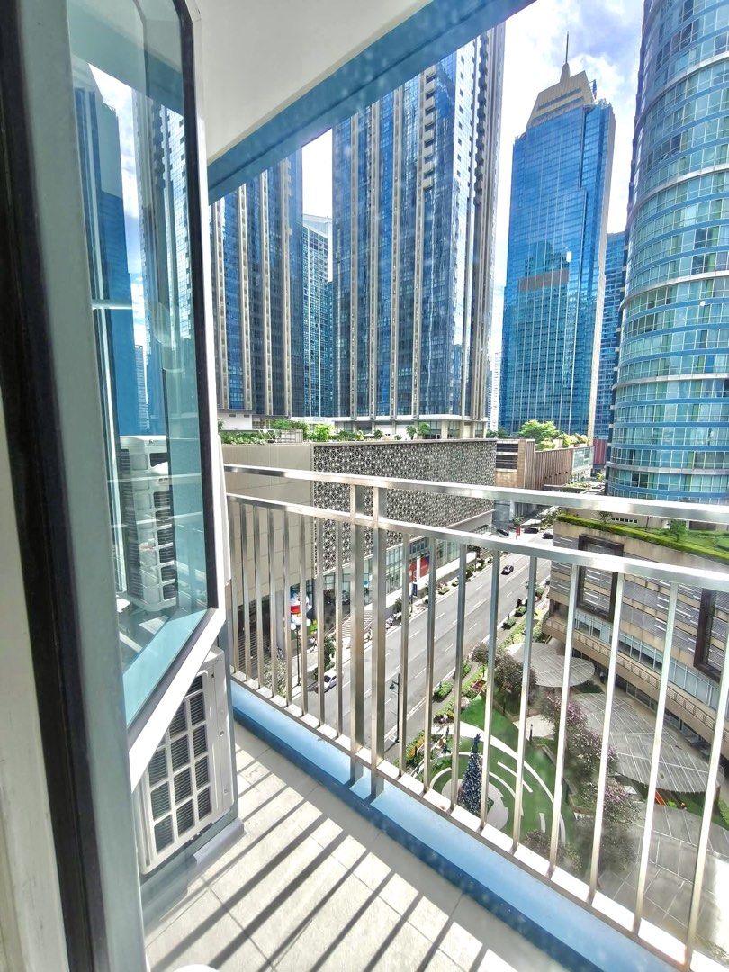 2BR FOR LEASE IN PARK AVENUE BGC (Category: Apartments & Condos) located in Manila. Submitted by bon.eric (Listing ID 1452271909, Image 3). Description: FOR LEASE 📍Park Avenue Bgc ✔️2BR ✔️68 sqm ✔️10th Floor ✔️with Storage area ✔️2T&B ✔️with 2 balcony ✔️with 1 parking ✅Price: ₱70,000/month.