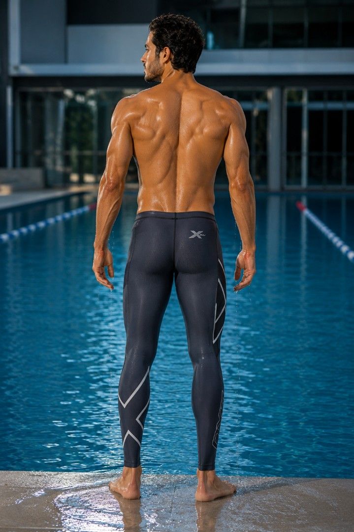 2XU Mens eliteCompression Tights Black Size S (Category: Activewear) located in Mandaluyong City. Submitted by tightstuffs (Listing ID 1449286016, Image 2). Description: - 2XU Compression Tights for Men - Color: Black with Grey Panels and White Accents - Size: S - Ideal for: Running, Gym, Workouts - Benefits: Muscle support and recovery - Origin: Made in Thailand, Designed in Australia - Please check photos for detailed condition..
