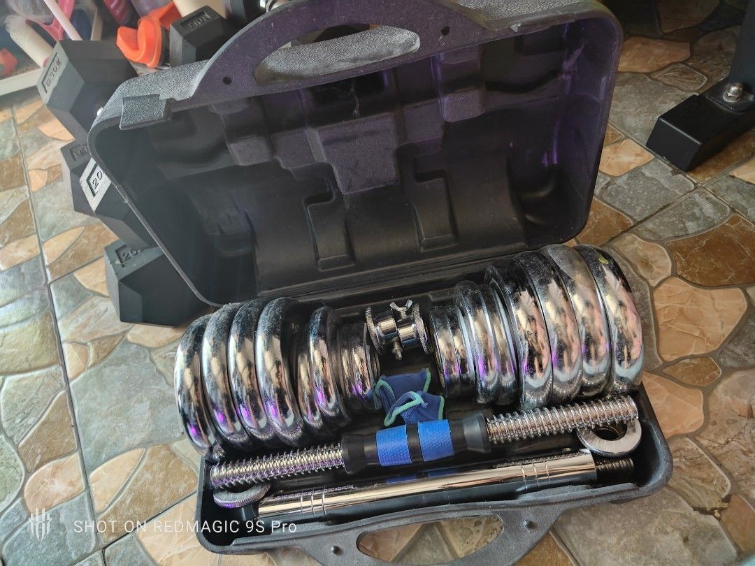 30KG CHROME DUMBELL SET (Category: Weights & Dumbbells) located in Tanza. Submitted by thesiblings08 (Listing ID 1452135089, Image 3). Description: - 30KG Chrome Dumbbell Set - Brand: Keep Going Max - Material: Chrome-plated weights - Includes adjustable dumbbell bars and weight plates - Comes with a durable carrying case for easy storage and transport - Suitable for a variety of strength training exercises - Perfect for home gym setups - Availab