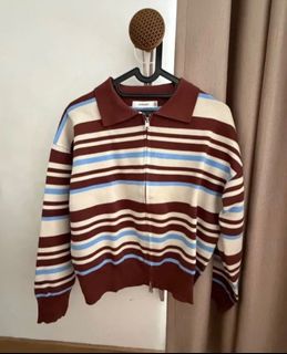 (Kategori: ) berada di . Dikirim oleh raklemarijesiccatan (ID iklan 1452125238, Gambar 1). Deskripsi: .