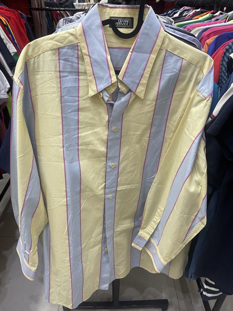 80s Gianni Versace Buttondown Polo (Category: Luxury Apparel) located in Muntinlupa City. Submitted by smg1771 (Listing ID 1452127499, Image 1). Description: medium fit.