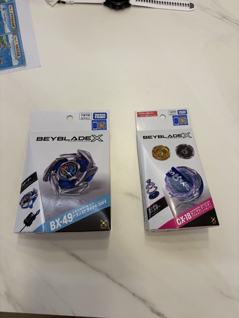 爆旋陀螺 bx49 cx18 （分類：動作及對戰玩具）位於 Hong Kong。 由 nedyacol1047065 提交（商品編號 1452273781，圖片 1）。簡介： 全新bx49蒼龍突擊 $160 全新cx18腕龍鞭打 $110 全走：$240 紫色線交收 。