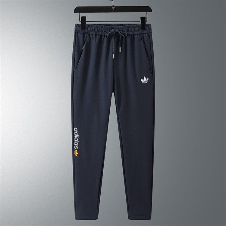 adidas 男裝長褲 （分類：運動服裝）位於 Hong Kong。 由 royalocean_f74c88 提交（商品編號 1452157524，圖片 3）。簡介： 【款號】：C-26996長褲薄 【尺碼】：L-7XL 【顏色】：黑色，深灰色，藏青色，軍綠色，寄順豐，運費+15 ，滿200包郵。