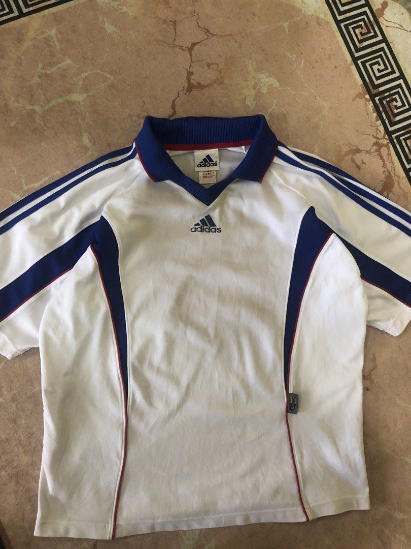 ADIDAS VINTAGE JERSEY (Category: Activewear) located in Pasir Puteh. Submitted by 4ziieqthrift (Listing ID 1452195138, Image 2). Description: P24 L28 PM LAJUUU.