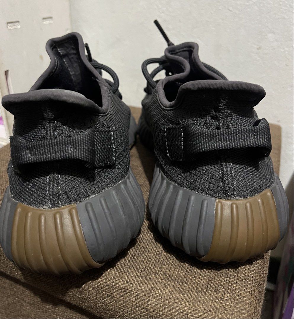 Adidas Yeezy Boost 350 V2 (Category: Sneakers) located in Pasig City. Submitted by ilmsf (Listing ID 1452249670, Image 3). Description: - Authentic Adidas Yeezy Boost 350 V2 -Size: 10 - Stylish Dark Grey colorway - Comfortable knit upper for a snug fit - Durable and classic gum sole - Ideal for casual wear and streetwear - Check photos for condition details -issue crack mid sole .