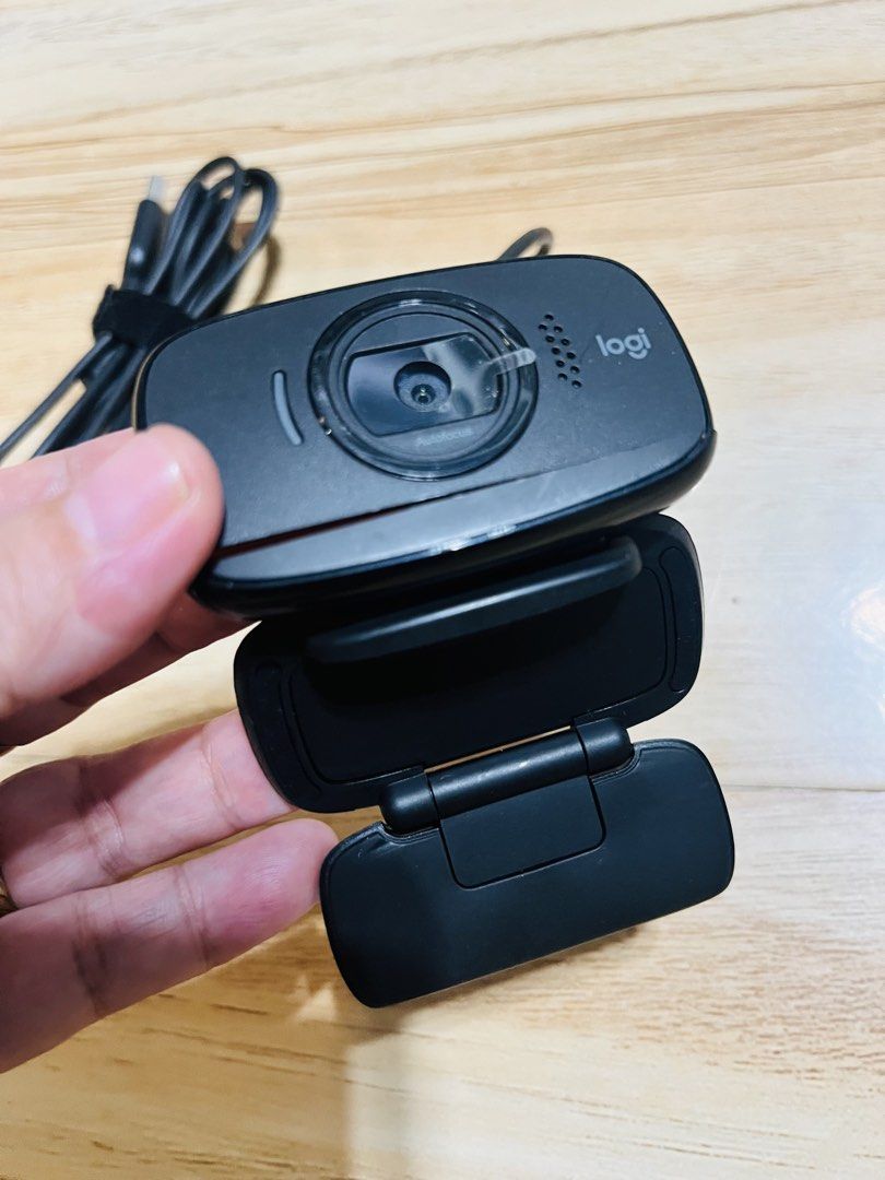 Affordable Logitech C525 HD USB Webcam 😍👌🏻 (Category: Webcams) located in Malolos. Submitted by afford.japan (Listing ID 1452263402, Image 2). Description: .