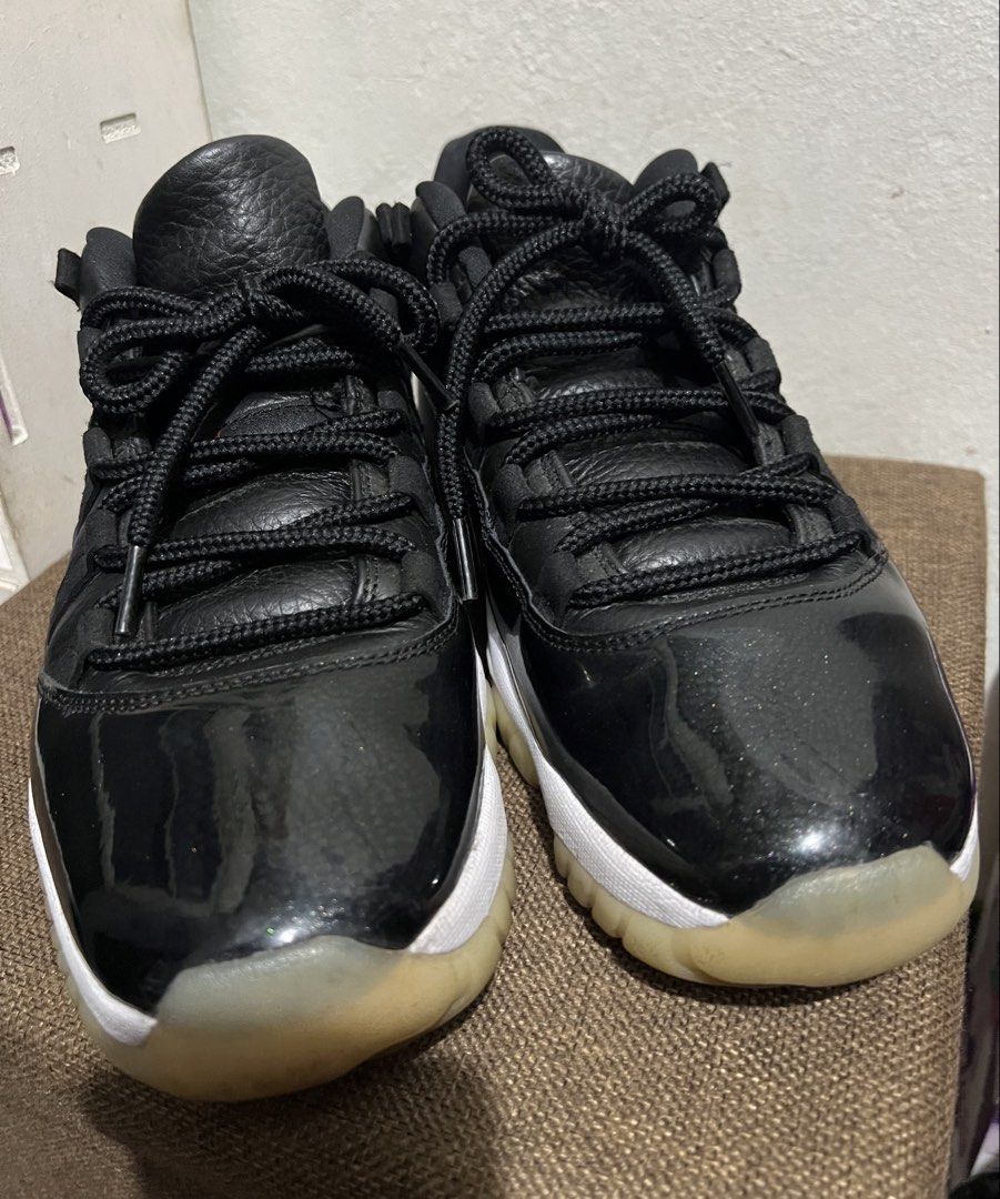 Air Jordan 11 Low 72-10 (Category: Sneakers) located in Pasig City. Submitted by ilmsf (Listing ID 1452249367, Image 3). Description: - Classic Air Jordan 11 Low -Size: 10.5 - Black patent leather and tumbled leather upper - White midsole with a translucent outsole - Red Jumpman logo on heel and tongue - Essential for any sneaker collection - Great for casual wear.